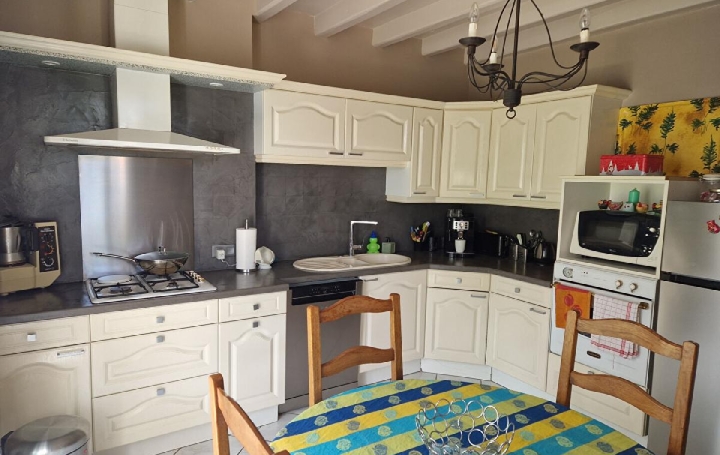 Maison LONGNY-AU-PERCHE (61290)  153 m2 283 500 € 