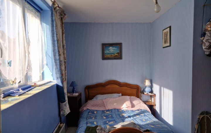 Maison BELHOMERT-GUEHOUVILLE (28240)  203 m2 96 300 € 