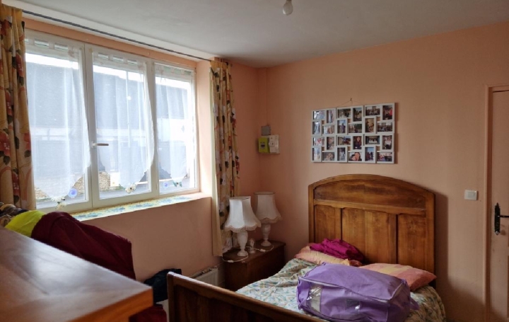 Maison BELHOMERT-GUEHOUVILLE (28240)  203 m2 96 300 € 