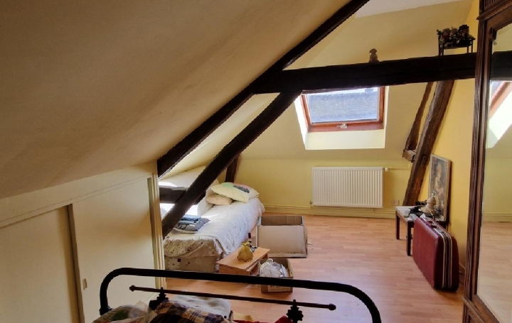 Maison BELHOMERT-GUEHOUVILLE (28240)  203 m2 96 300 € 