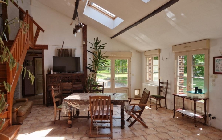 Maison FONTAINE-SIMON (28240)  165 m2 245 000 € 