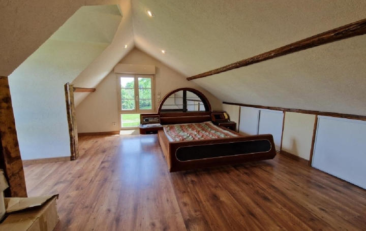 Maison FONTAINE-SIMON (28240)  165 m2 245 000 € 