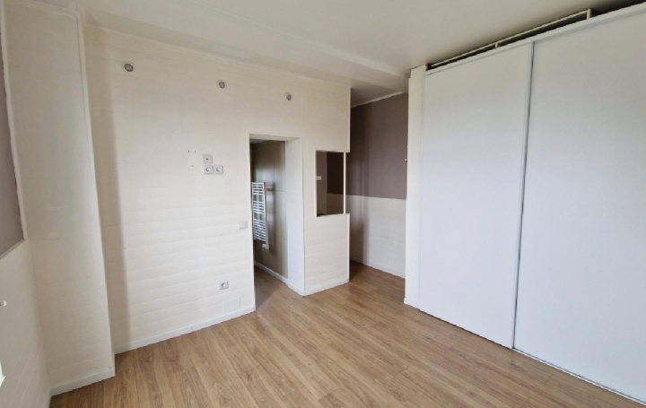 Maison LA LOUPE (28240)  35 m2 52 800 € 