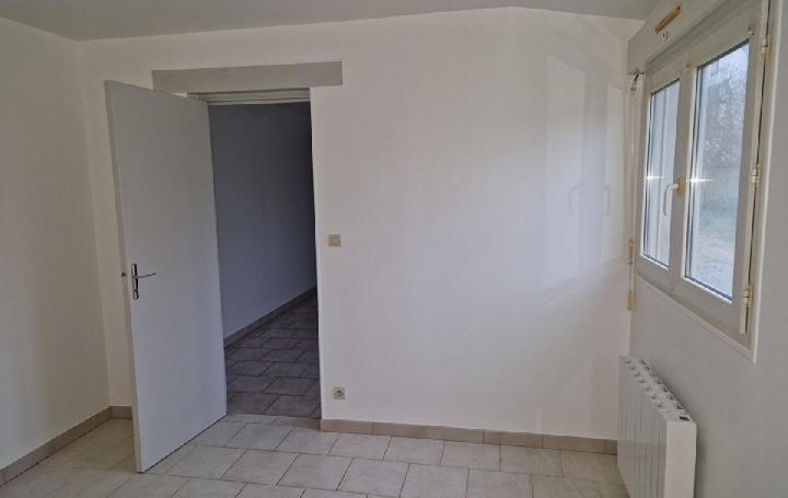 Immeuble LA LOUPE (28240)   227 900 € 