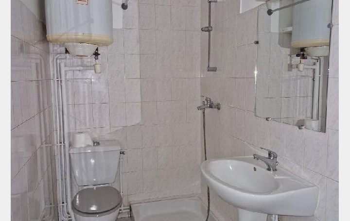 Immeuble LA LOUPE (28240)   227 900 € 