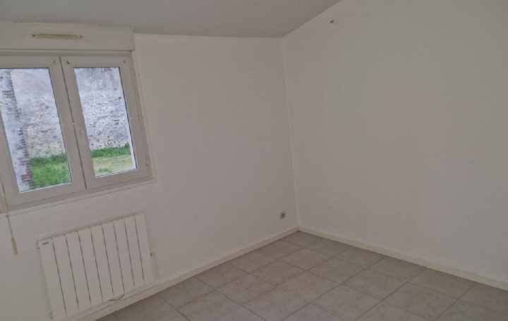 Immeuble LA LOUPE (28240)   227 900 € 