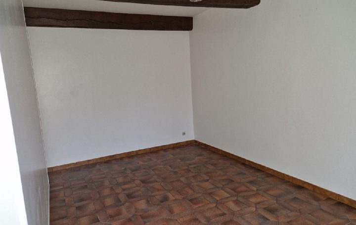 Immeuble LA LOUPE (28240)   227 900 € 