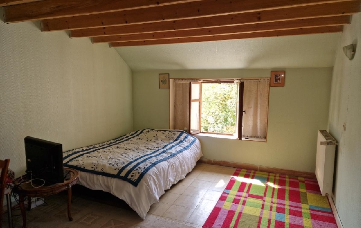 Maison LA LANDE-SUR-EURE (61290)  57 m2 72 000 € 