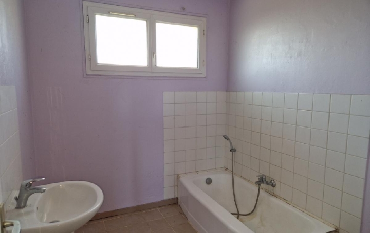 Maison SAINT-MAURICE-SAINT-GERMAIN (28240)  82 m2 86 400 € 