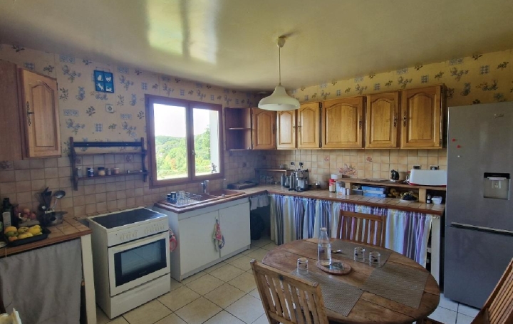 Maison LA MADELEINE-BOUVET (61110)  94 m2 144 450 € 