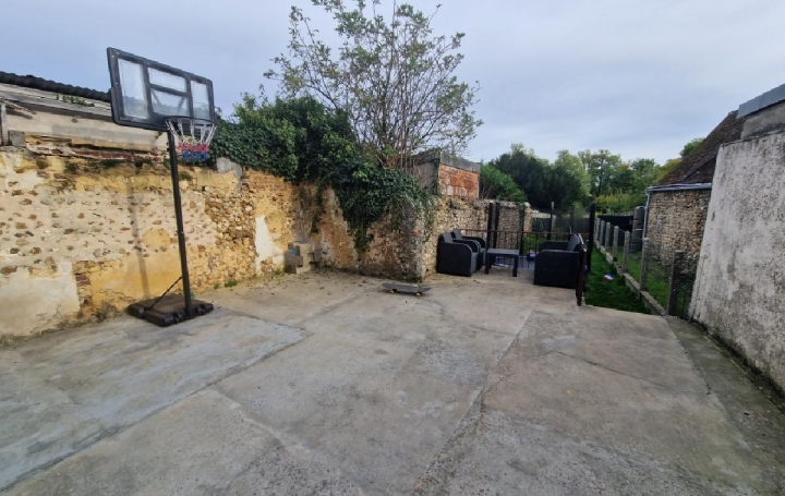 Maison CHAMPROND-EN-GATINE (28240)  83 m2 86 400 € 