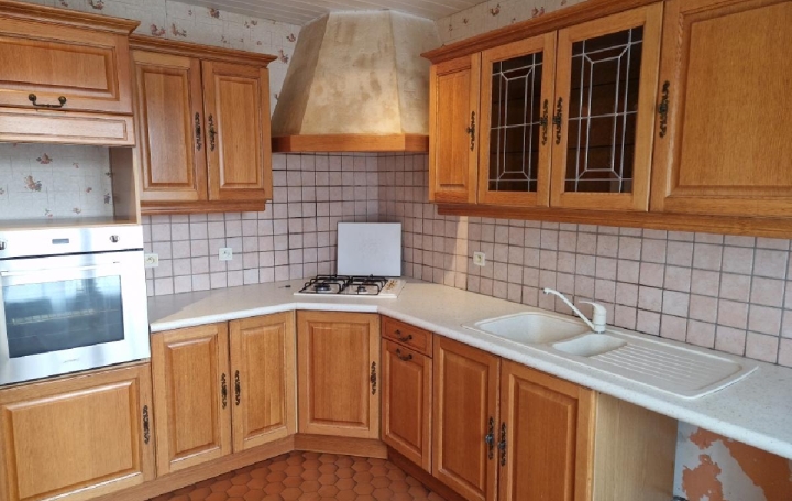 Maison MONTLANDON (28240)  125 m2 166 000 € 