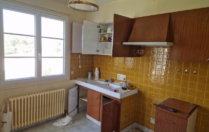 Maison LA LOUPE (28240)  145 m2 180 000 € 