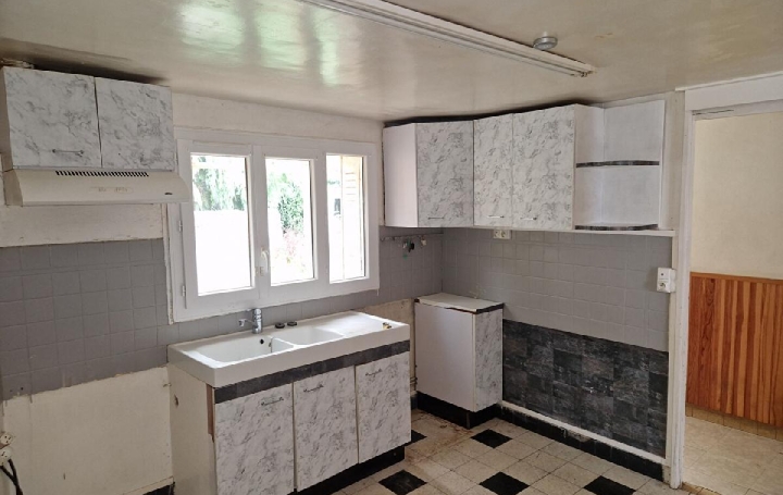 Maison LA LOUPE (28240)  100 m2 86 400 € 