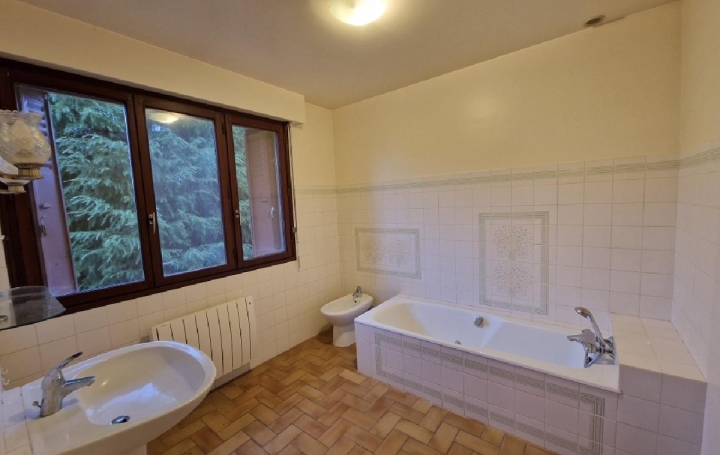 Maison LA LOUPE (28240)  140 m2 171 200 € 