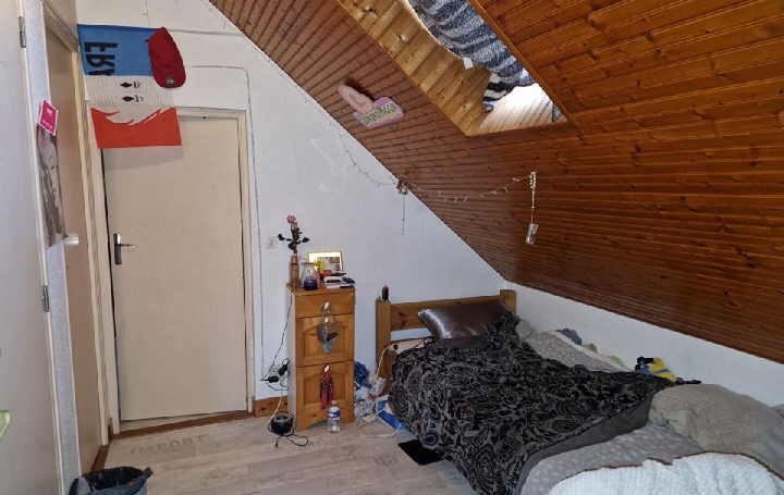 Maison LA LOUPE (28240)  100 m2 70 200 € 