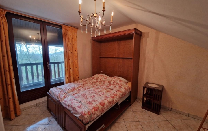 Maison BELHOMERT-GUEHOUVILLE (28240)  181 m2 220 480 € 