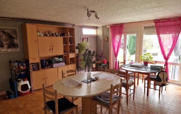 Maison SAINT-VICTOR-DE-BUTHON (28240)  183 m2 133 750 € 