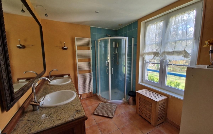 Maison BELHOMERT-GUEHOUVILLE (28240)  322 m2 420 000 € 