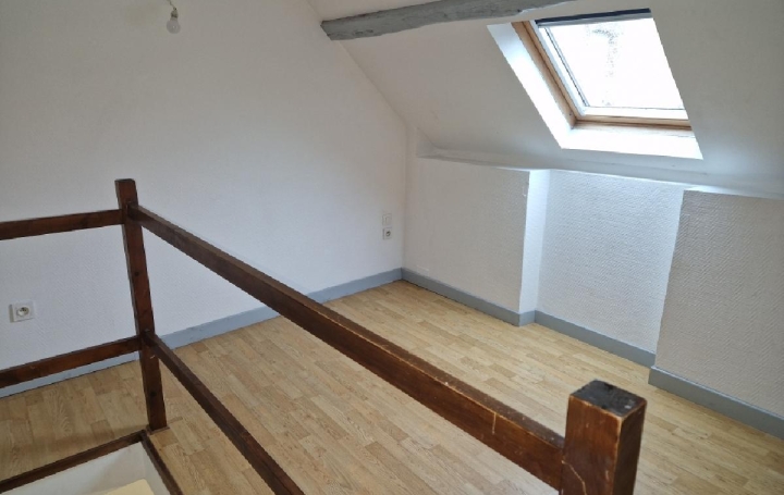 Immeuble LA LOUPE (28240)   139 100 € 