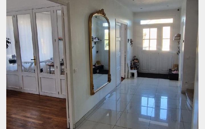 Maison LA LOUPE (28240)  236 m2 357 000 € 