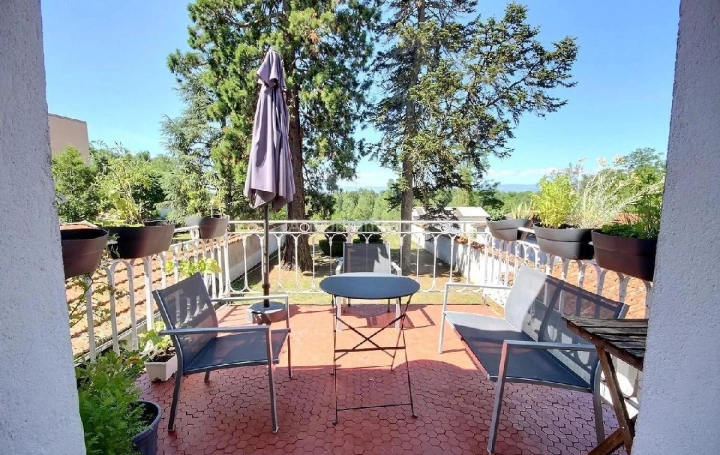 Réseau Immo-diffusion : Maison  MONTROND-LES-BAINS  250 m2 479 000 € 