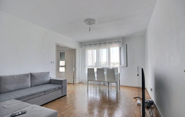 Réseau Immo-diffusion : Appartement P3  SAINT-ETIENNE  64 m2 65 000 € 