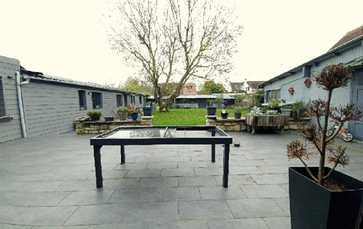 Maison NOGENT-SUR-OISE (60180)  221 m2 455 000 € 