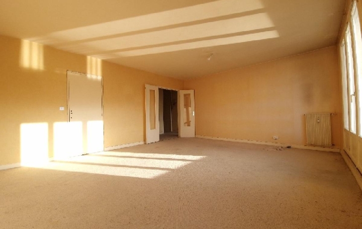 3 Pièces CREIL (60100)  85 m2 170 000 € 