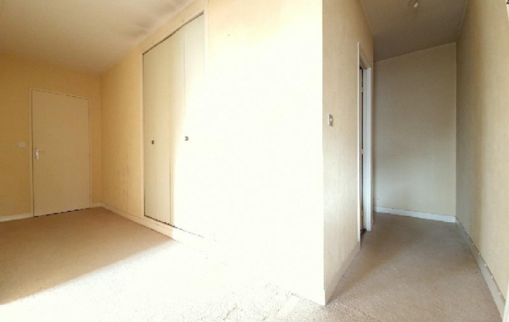 3 Pièces CREIL (60100)  85 m2 170 000 € 