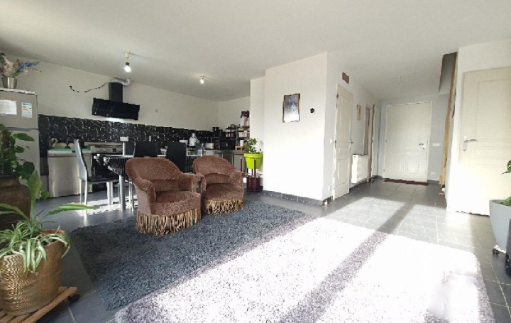 Maison MOGNEVILLE (60140)  102 m2 270 000 € 