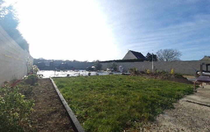 Maison MOGNEVILLE (60140)  102 m2 270 000 € 