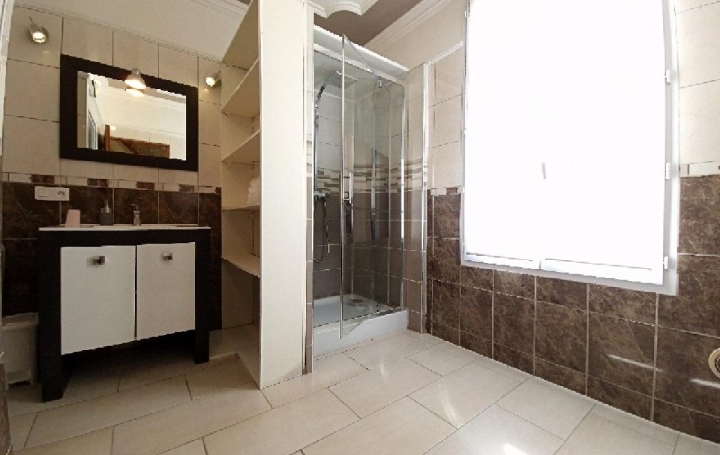 Maison NOGENT-SUR-OISE (60180)  91 m2 235 000 € 