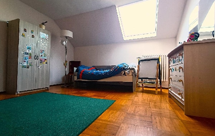 Maison NOGENT-SUR-OISE (60180)  121 m2 225 000 € 