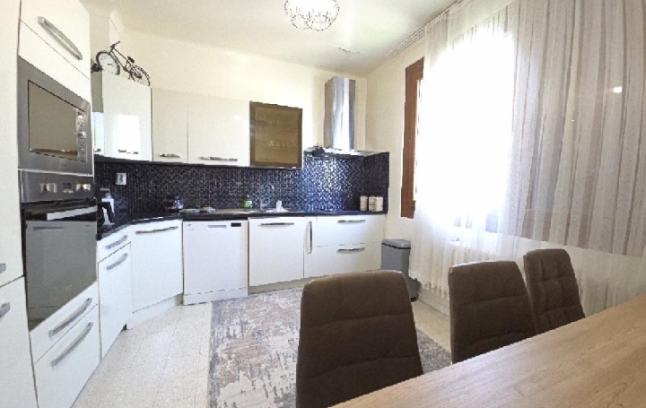 Maison NOGENT-SUR-OISE (60180)  290 m2 489 000 € 