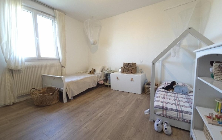 Maison NOGENT-SUR-OISE (60180)  110 m2 245 000 € 