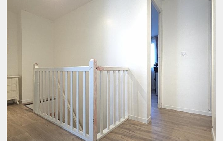 Maison NOGENT-SUR-OISE (60180)  110 m2 245 000 € 