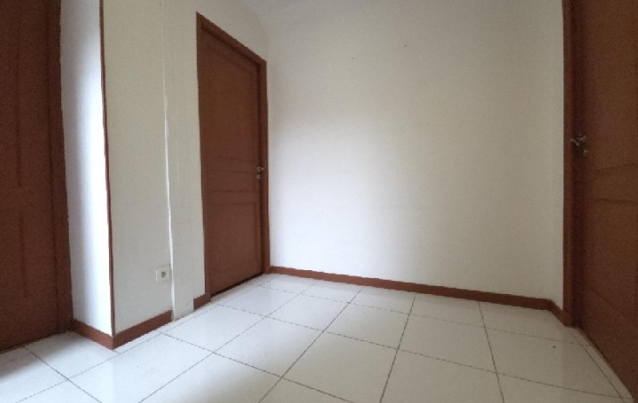 Maison NOGENT-SUR-OISE (60180)  162 m2 292 000 € 