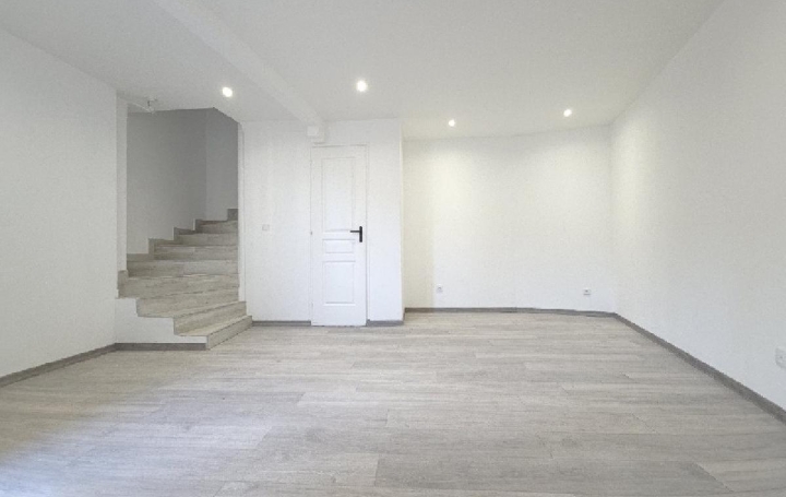 Maison NOGENT-SUR-OISE (60180)  50 m2 142 000 € 