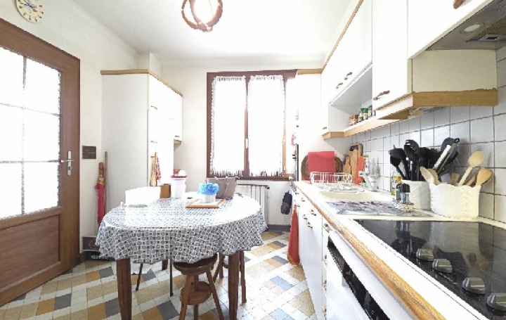 Maison NOGENT-SUR-OISE (60180)  164 m2 315 000 € 