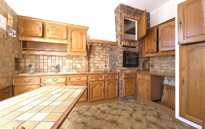 Maison CREIL (60100)  147 m2 269 000 € 