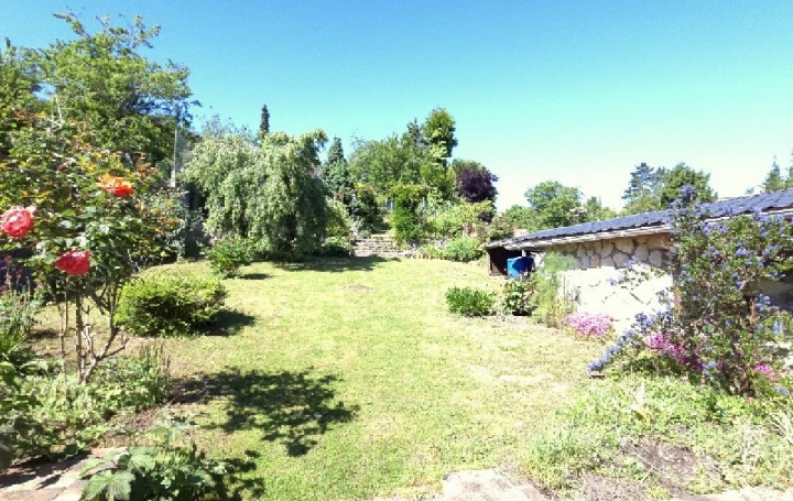 Maison CREIL (60100)  147 m2 269 000 € 