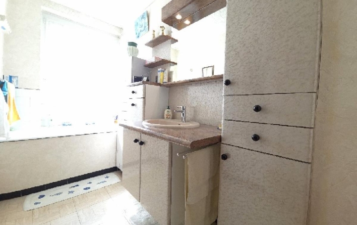 4 Pièces NOGENT-SUR-OISE (60180)  76 m2 110 000 € 