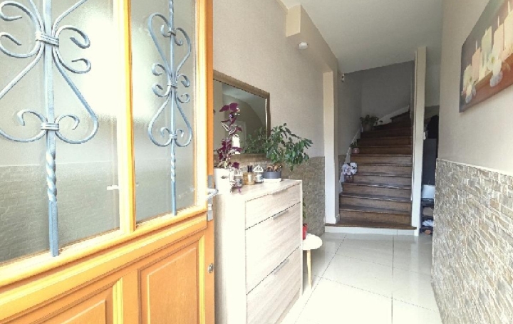 Maison NOGENT-SUR-OISE (60180)  102 m2 189 000 € 