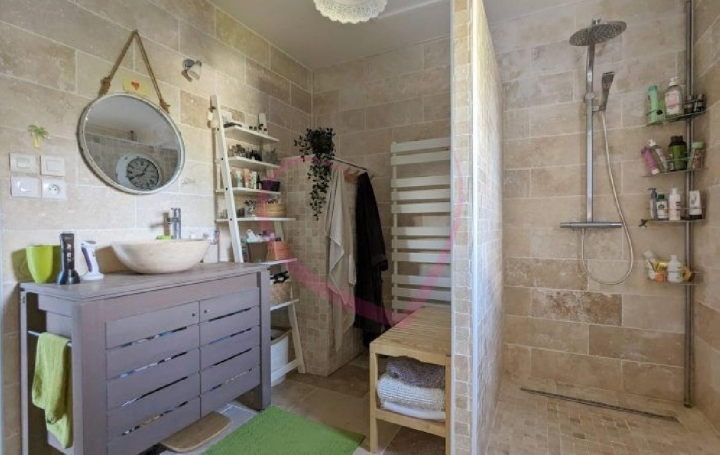 Maison GAILLON (27600)  277 m2 385 000 € 