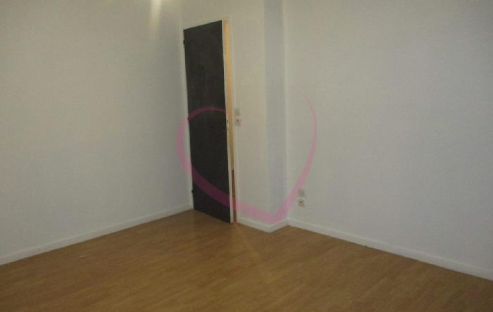 Maison LA FERRIERE-HARANG (14350)  82 m2 108 000 € 