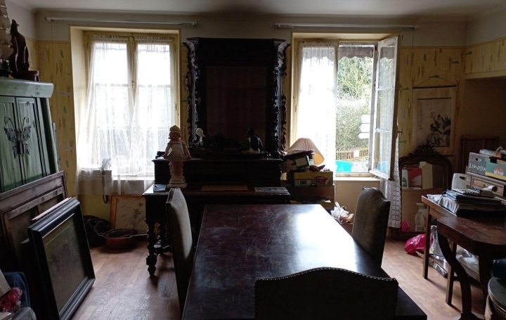 Maison SAINTE-MARIE-LAUMONT (14350)  450 m2 138 000 € 