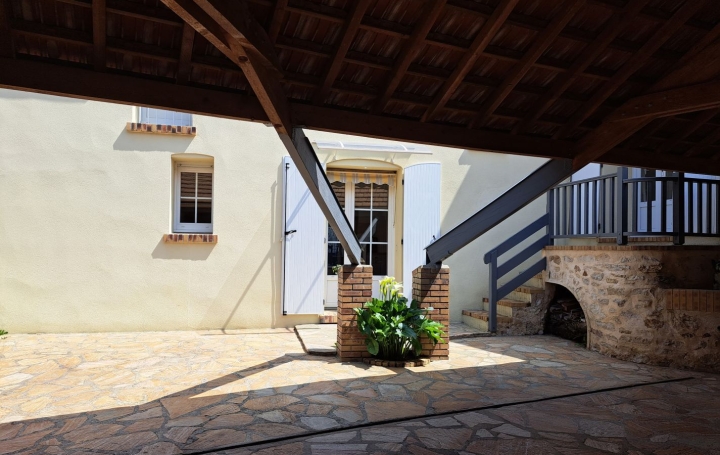 Maison BUCHELAY (78200)  151 m2 383 000 € 