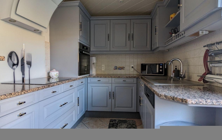 Maison BUCHELAY (78200)  151 m2 383 000 € 