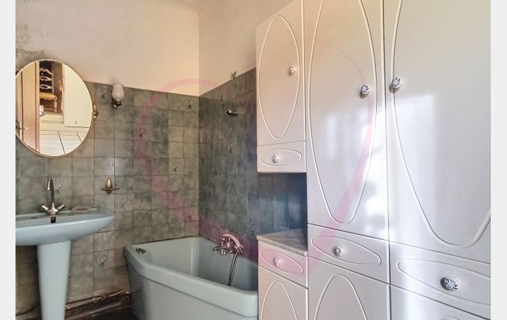 Maison BEAUPREAU-EN-MAUGES (49600)  155 m2 85 000 € 